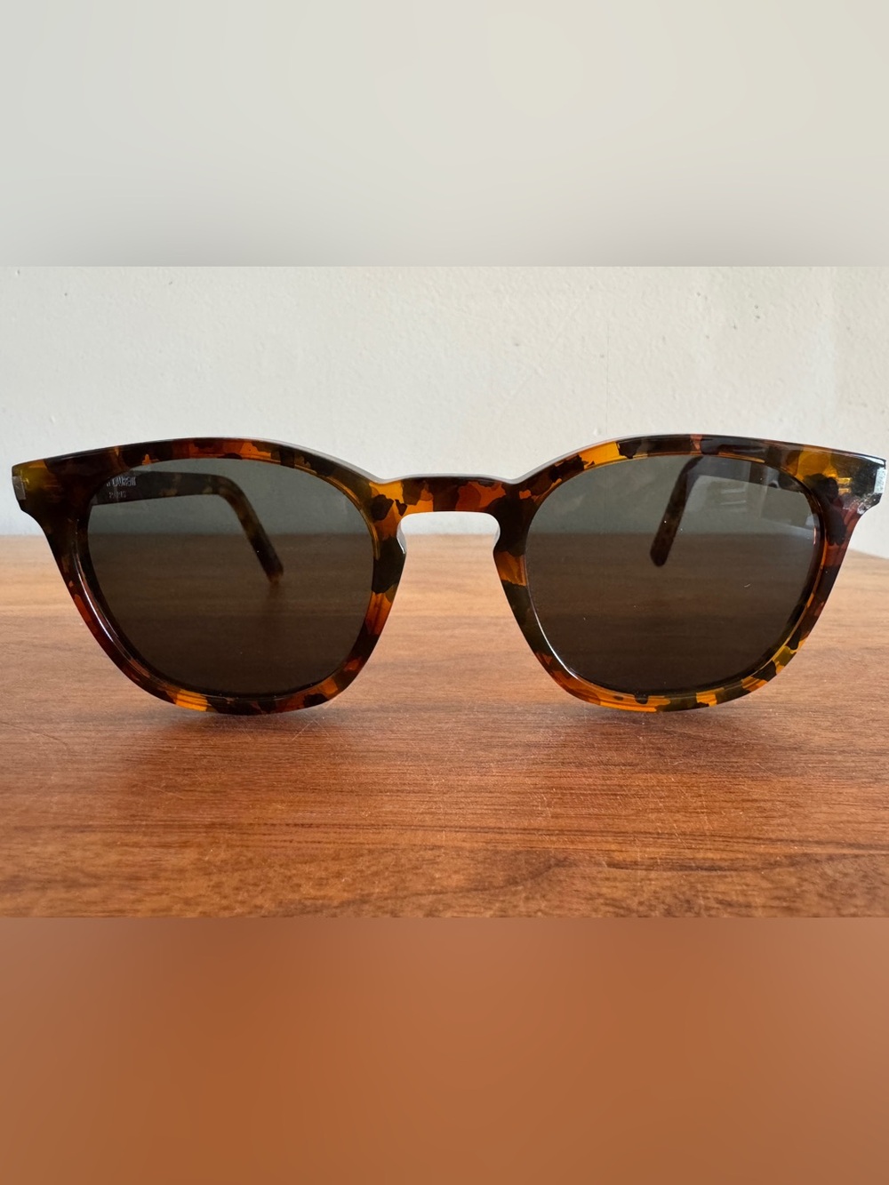 Saint Laurent SL 28 tortoiseshell sunglasses - Picture 2 of 10